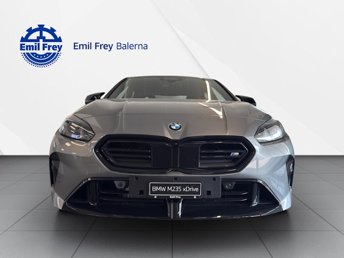 Vehicle image BMW 2 SERIES