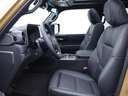 TOYOTA Land Cruiser 2.8 D 230 First Edition 3