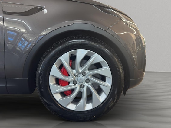 Vehicle image 19 Vehicle image 19