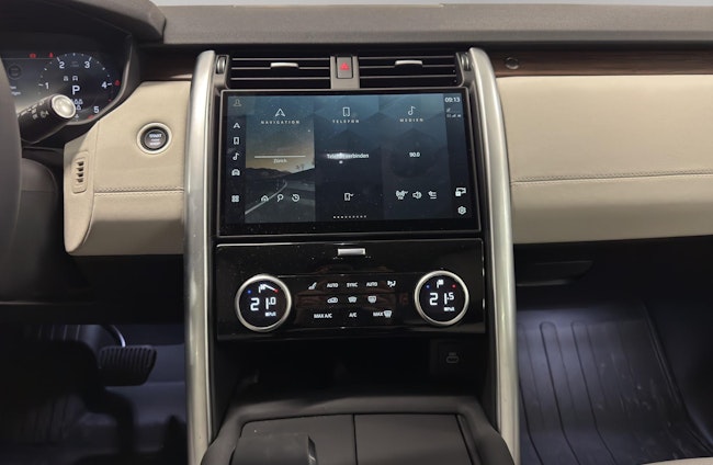 Vehicle image 11 Vehicle image 11