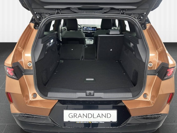 Vehicle image 11 Vehicle image 11