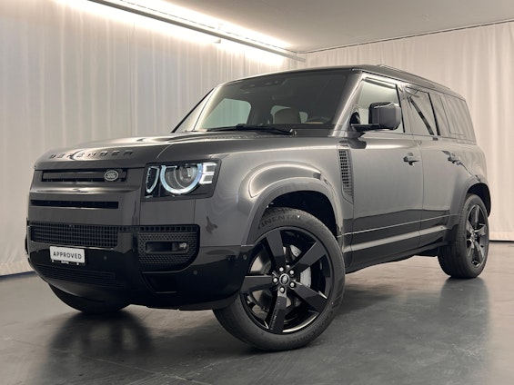 First vehicle image