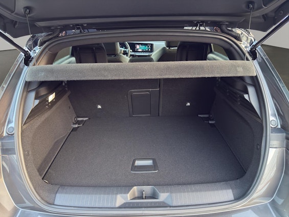 Vehicle image 7 Vehicle image 7