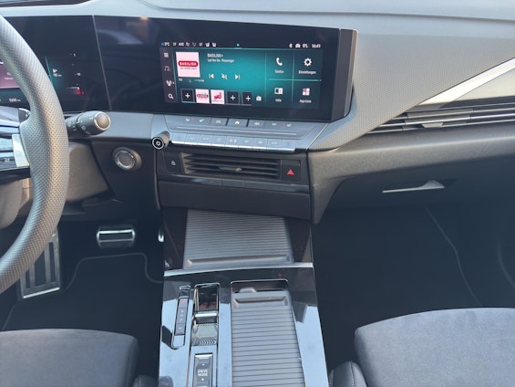 Vehicle image 5 Vehicle image 5