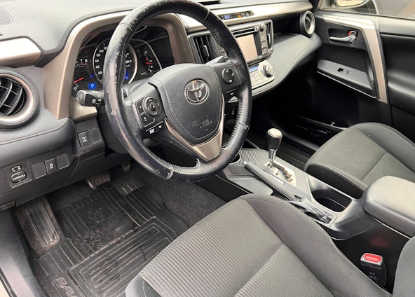 Vehicle image 6 Vehicle image 6