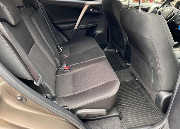 Vehicle image 10 Vehicle image 10