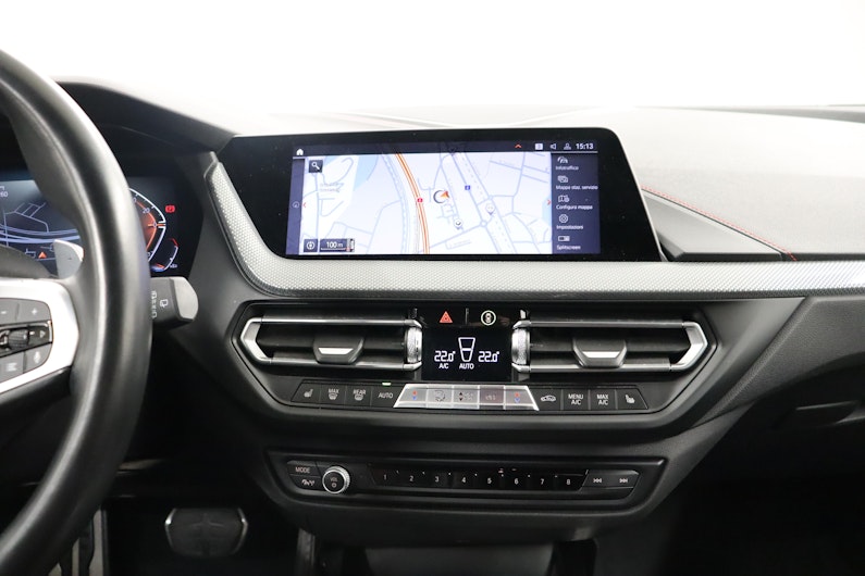 Vehicle image BMW 1 SERIES