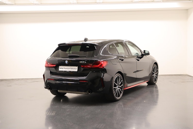 Vehicle image BMW 1 SERIES