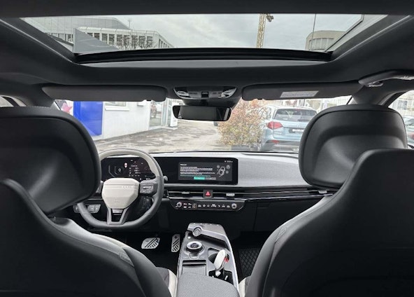 Vehicle image 7 Vehicle image 7