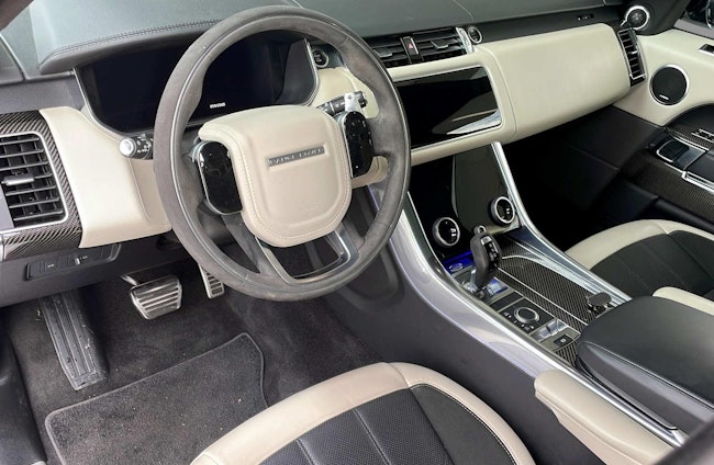 Vehicle image 4 Vehicle image 4