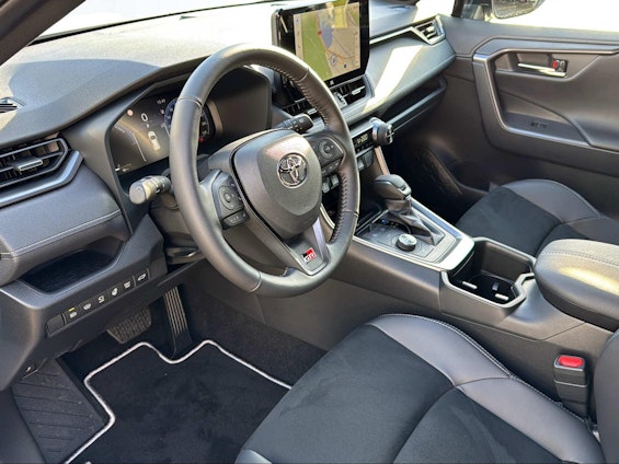 Vehicle image 7 Vehicle image 7