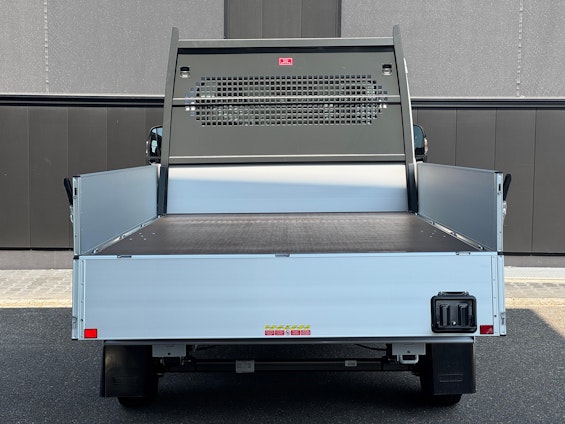 Vehicle image 11 Vehicle image 11