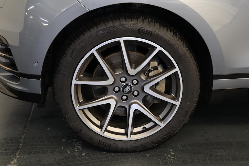 Vehicle image LAND ROVER RANGE ROVER VELAR