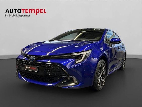 First vehicle image First vehicle image