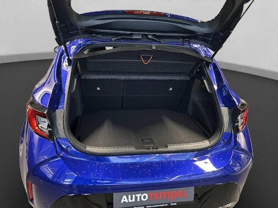 Vehicle image 8 Vehicle image 8