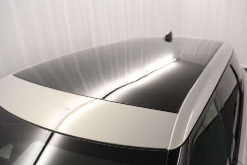 Vehicle image LAND ROVER RANGE ROVER EVOQUE