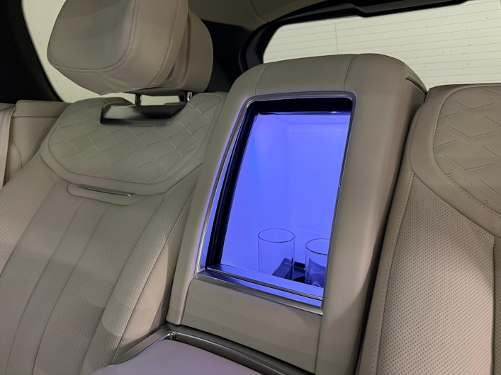 Vehicle image LAND ROVER RANGE ROVER