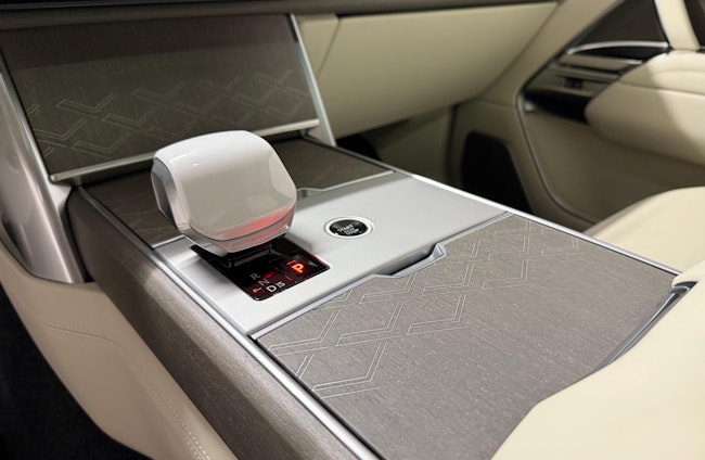 Vehicle image 8 Vehicle image 8