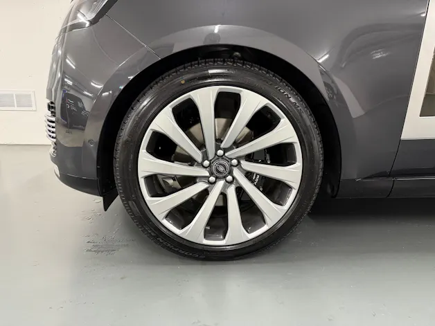 Land Rover Range Rover 3.0 D I6 350 SV LWB