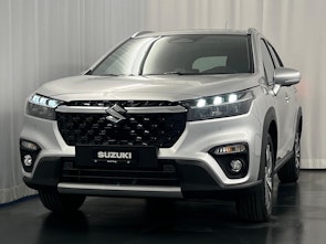 Vehicle image SUZUKI S-Cross 1.5 Compact Top Hybrid 4x4 MY24