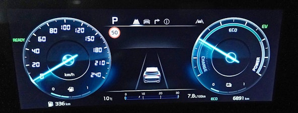 Vehicle image 15