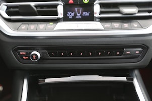 Vehicle image BMW 220d Coupé