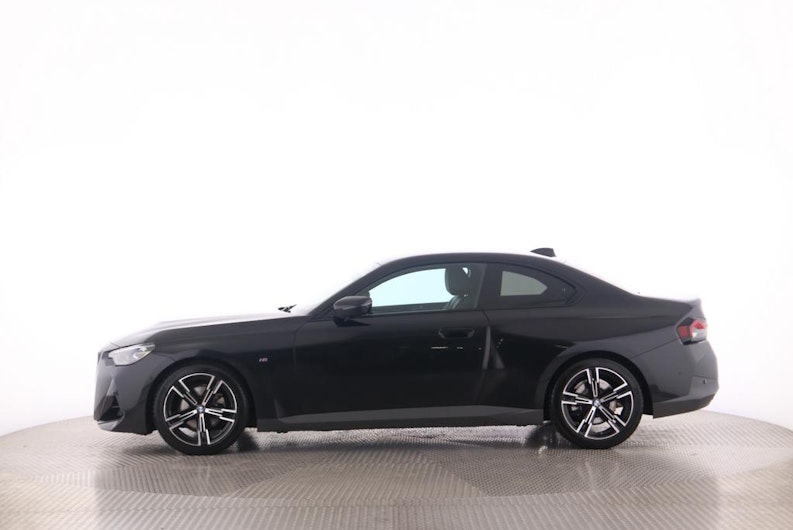 Vehicle image BMW 2 SERIES