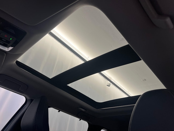 Vehicle image MITSUBISHI OUTLANDER