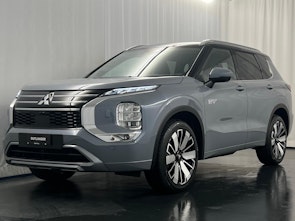 Vehicle image MITSUBISHI Outlander 2.4 PHEV Instyle 4x4
