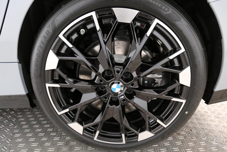 Vehicle image BMW 2 SERIES