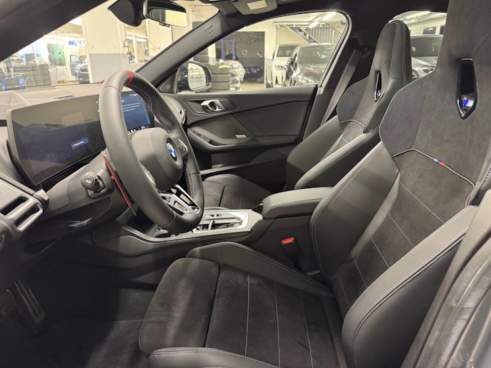 Vehicle image BMW 2 SERIES