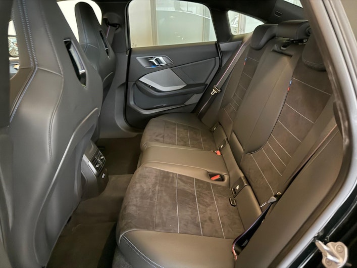 Vehicle image BMW 2 SERIES