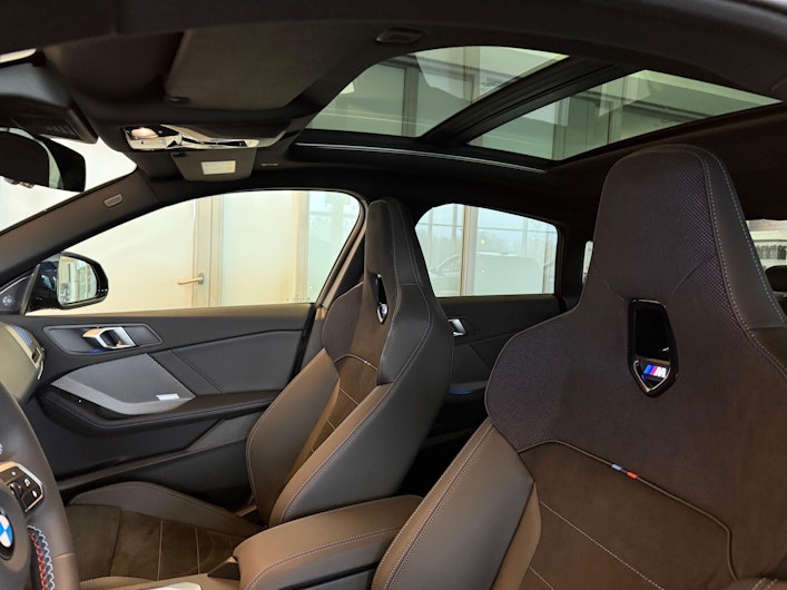 Vehicle image BMW 2 SERIES