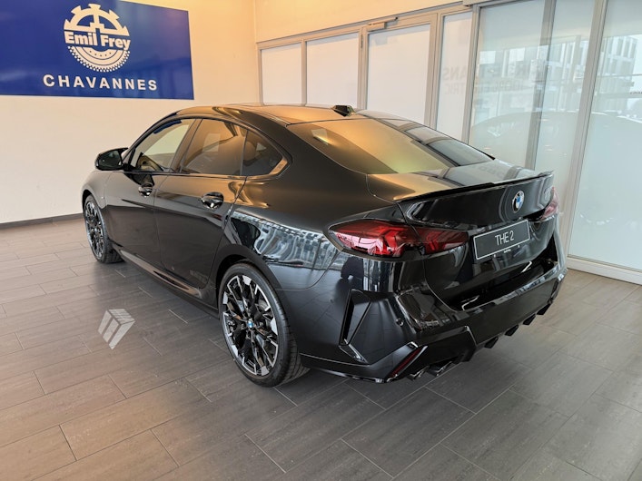 Vehicle image BMW 2 SERIES