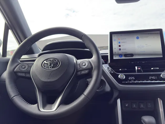Toyota Corolla Cross 2.0 HSD Trend AWD-i