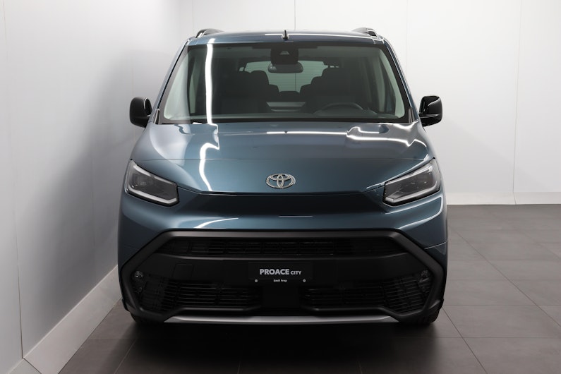 Vehicle image TOYOTA PROACE CITY VERSO