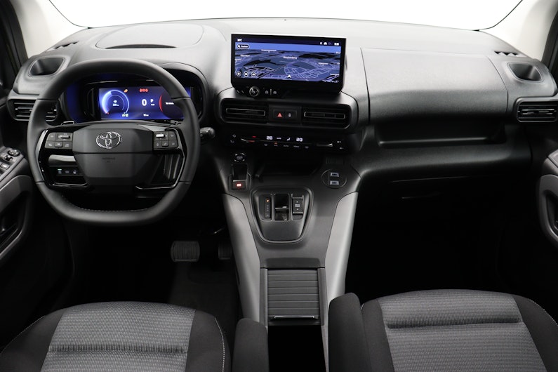 Vehicle image TOYOTA PROACE CITY VERSO