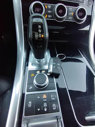 Land Rover Range Rover Sport 3.0 V6 SC HSE Dynamic