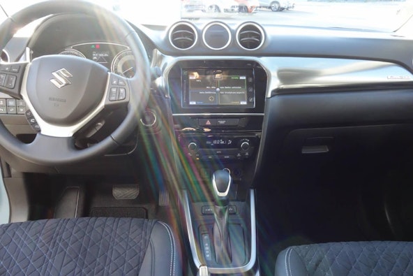 Vehicle image 9