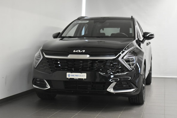 First vehicle image