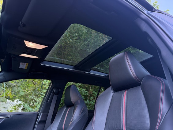 Vehicle image 25