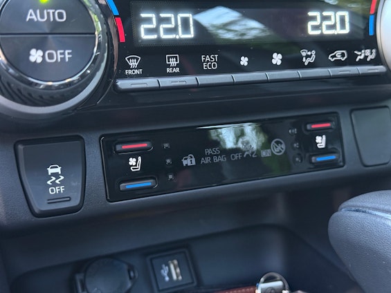 Vehicle image 20