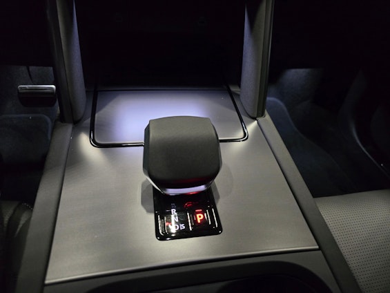 Vehicle image 30 Vehicle image 30