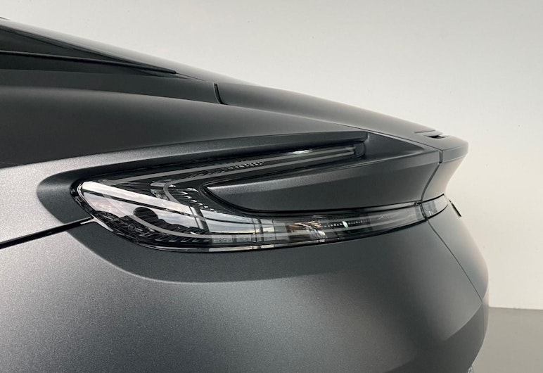 Vehicle image ASTON MARTIN DB12