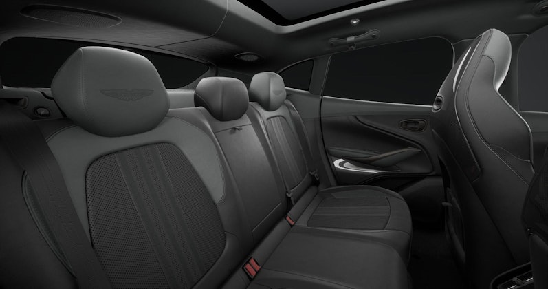 Vehicle image ASTON MARTIN DBX