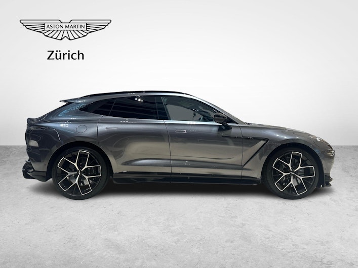 Vehicle image ASTON MARTIN DBX