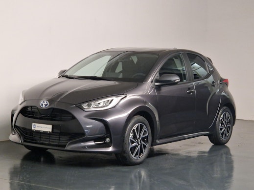 TOYOTA Yaris 1.5 VVT-i HSD Trend 1