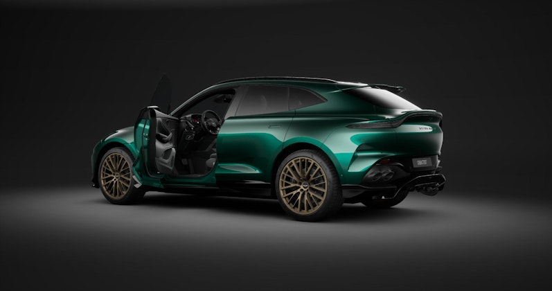 Vehicle image ASTON MARTIN DBX