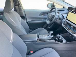 image du véhicule TOYOTA Prius 2.0 Plug-In-Hybrid Trend