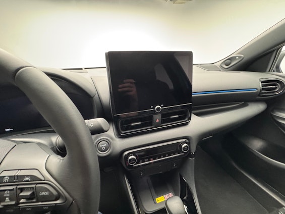 Vehicle image 7 Vehicle image 7